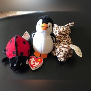 Bundle 3 for $10 this is one set of 3 McDonalds happy meal Ty teenie beanies EUC